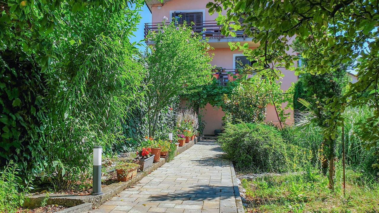 Apartments Marinici Rijeka - With Private Parking Екстер'єр фото